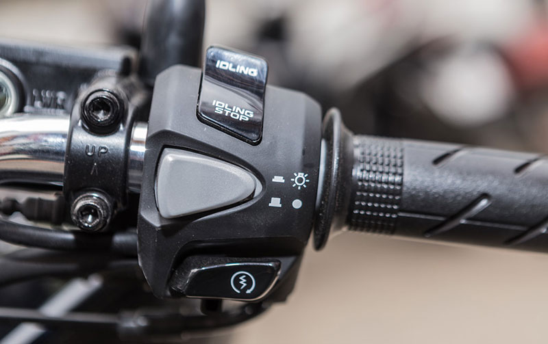 Chi tiết Honda PCX 2018 mới bán tại Việt Nam